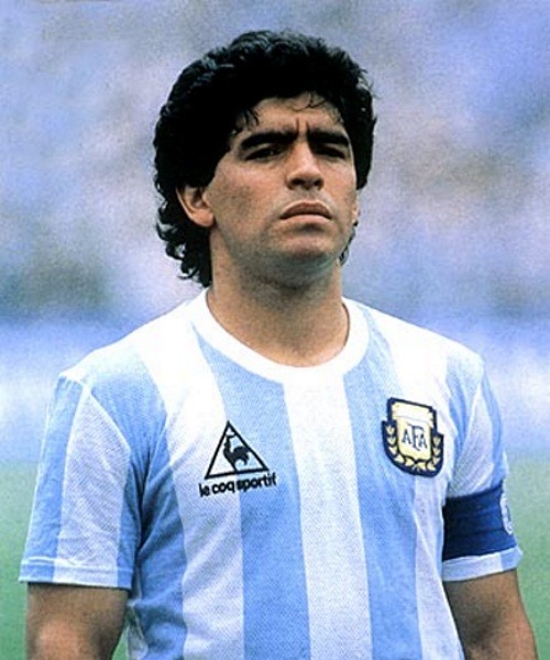 Maradona captain of Argentina - 6toplists